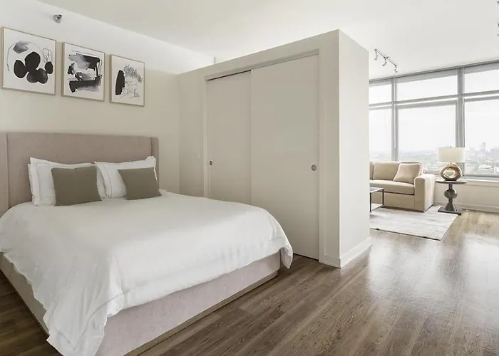 Appartement Landing At Next - In Near North Side